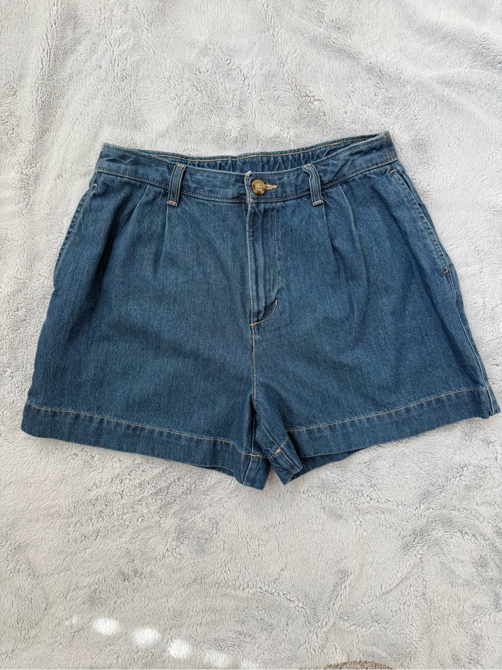 Old Navy Extra High Rise OG Chino Dark Blue Pleated Denim Shorts